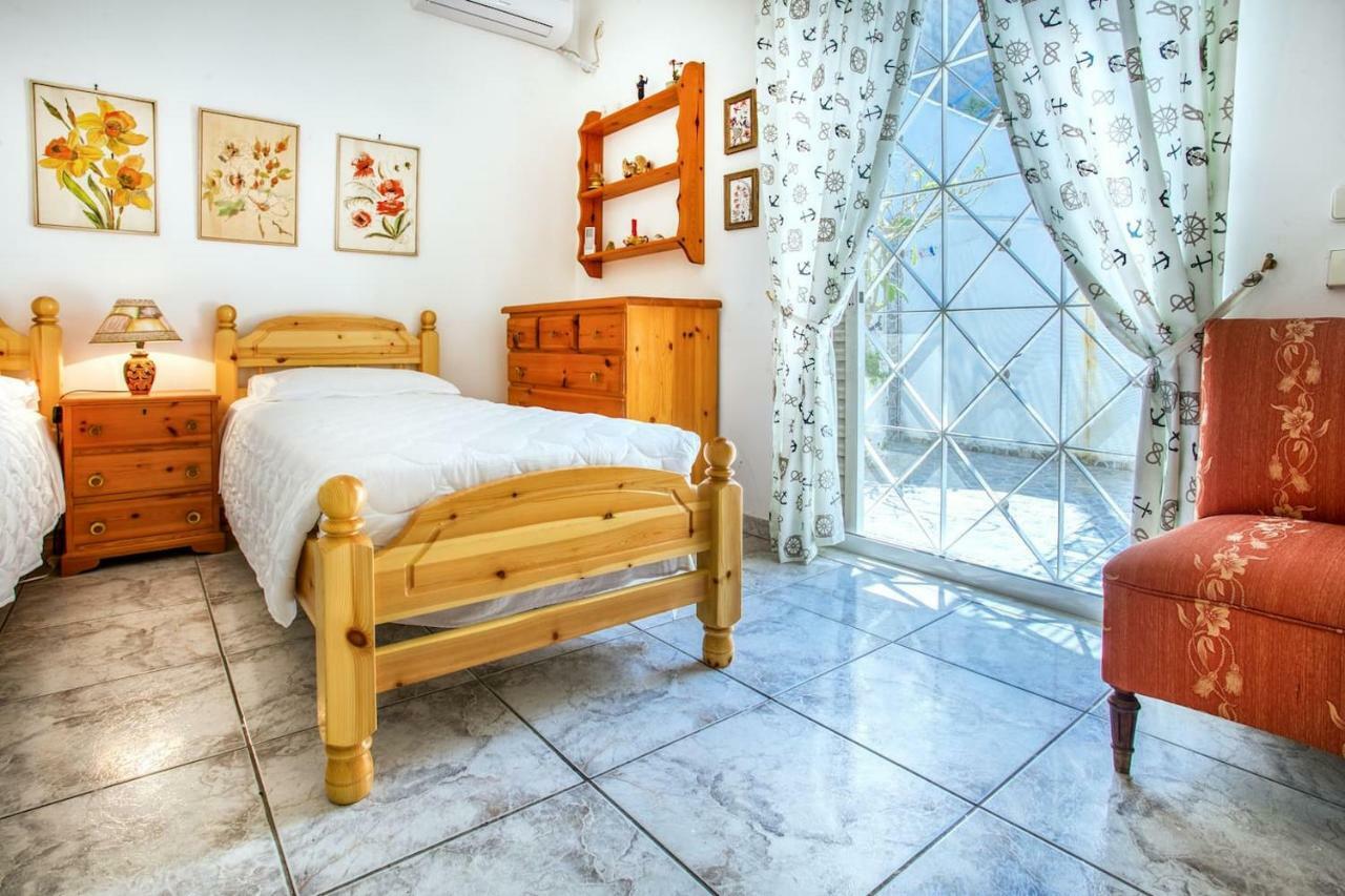 A Gem Next To The Sea And Close To The Airport Dhaskalion Buitenkant foto