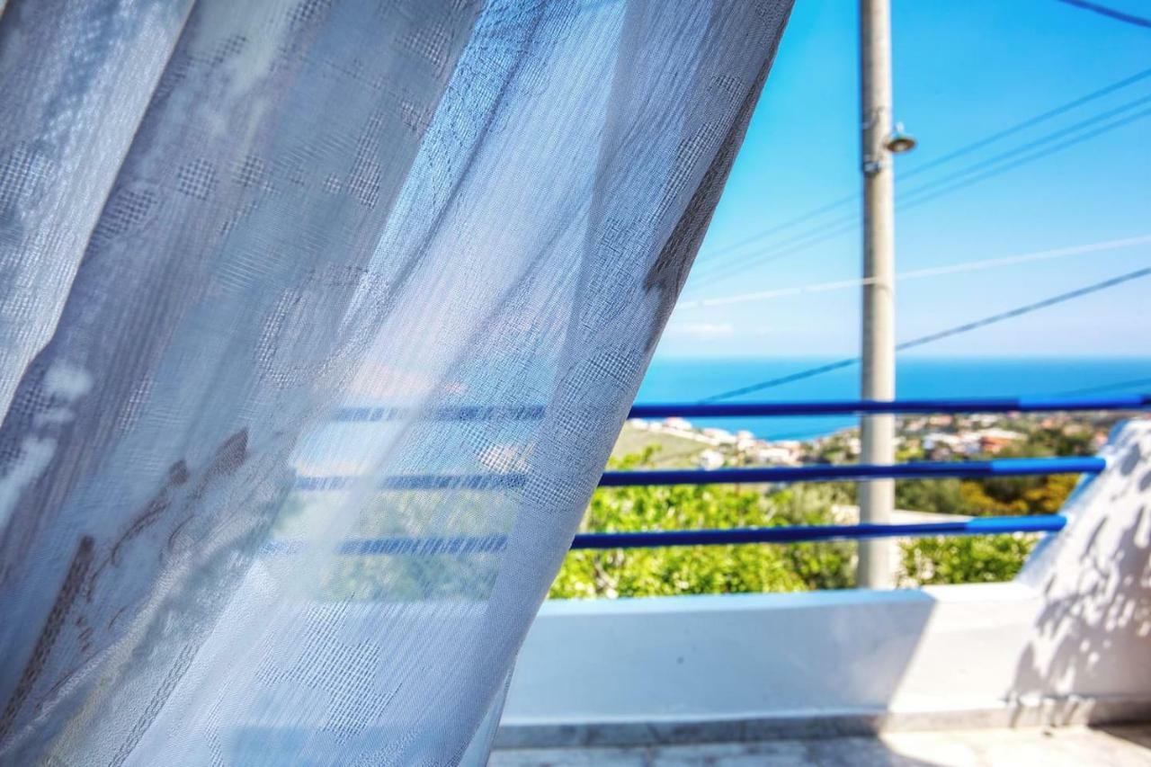 A Gem Next To The Sea And Close To The Airport Dhaskalion Buitenkant foto